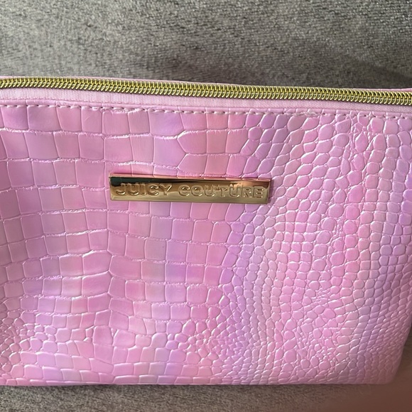 NWT Juicy Couture Make Up Case - Picture 2 of 6